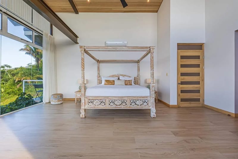 Stylish 6BR Villa w/ Panoramic Jungle & horizon Views