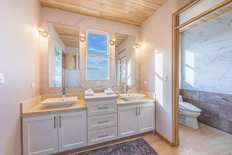 Stylish 6BR Villa w/ Panoramic Jungle & horizon Views