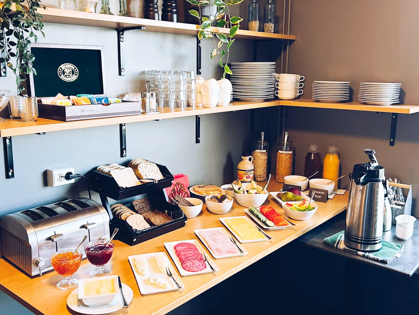 Breakfast buffet