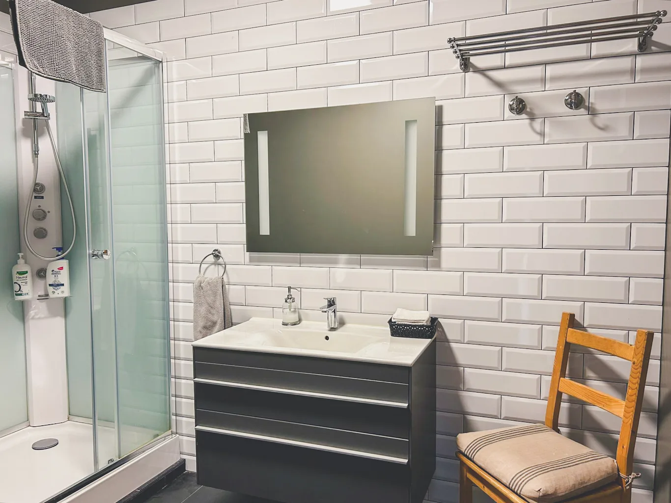 Second-floor bathroom