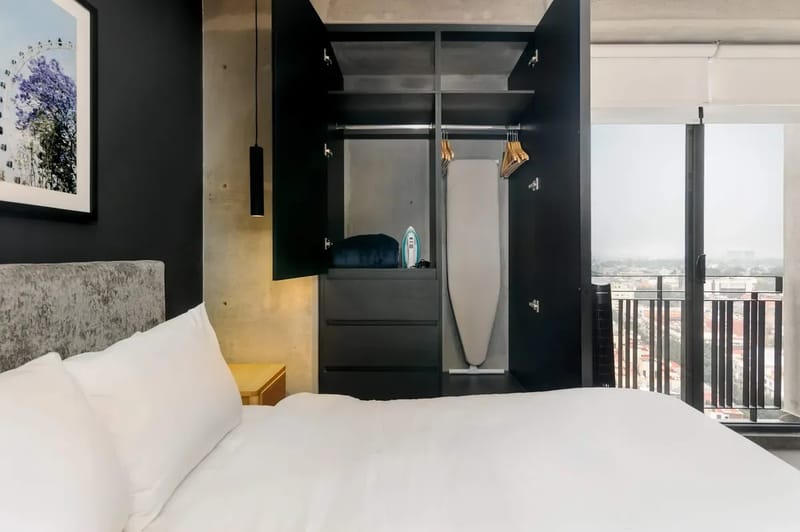 Enchanting Loft w/ Balcony in Tabacalera
