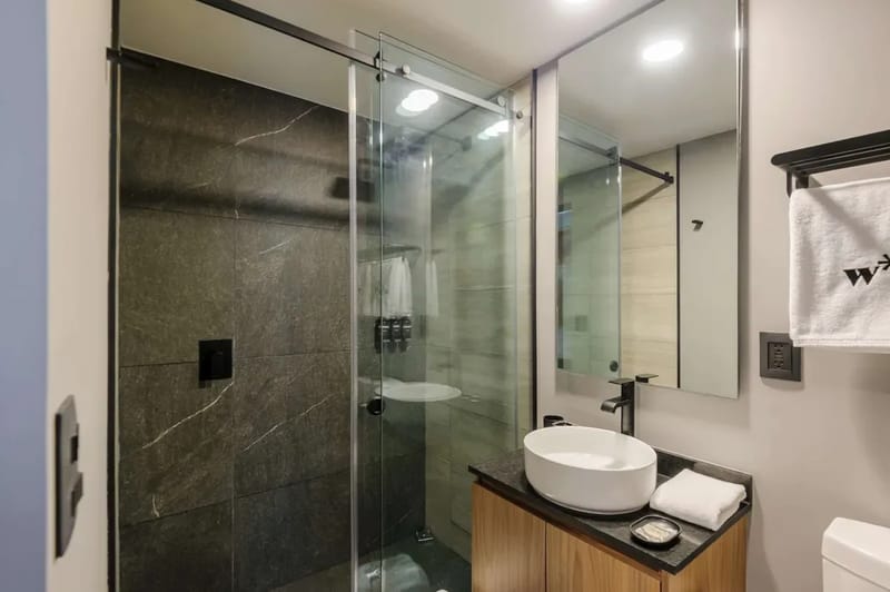 Enchanting Loft w/ Balcony in Tabacalera