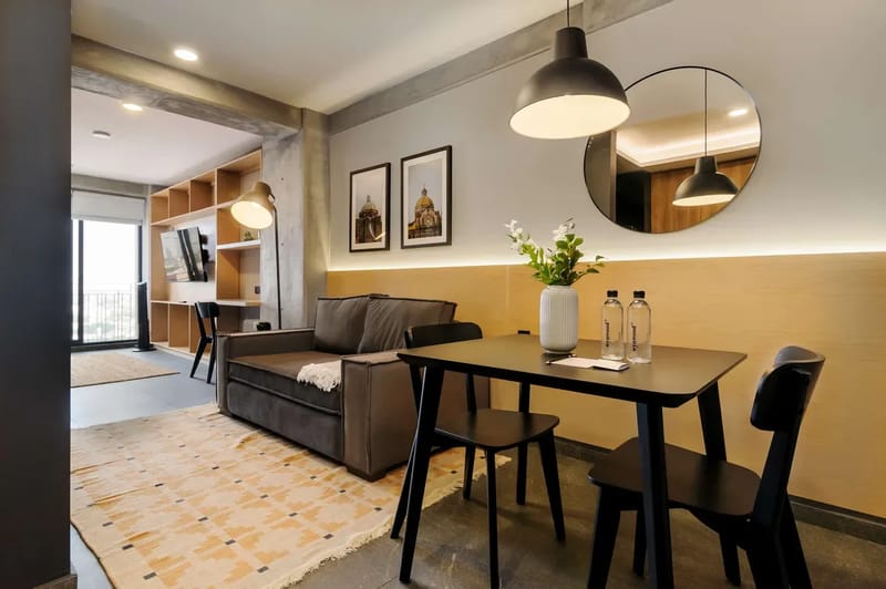 Enchanting Loft w/ Balcony in Tabacalera