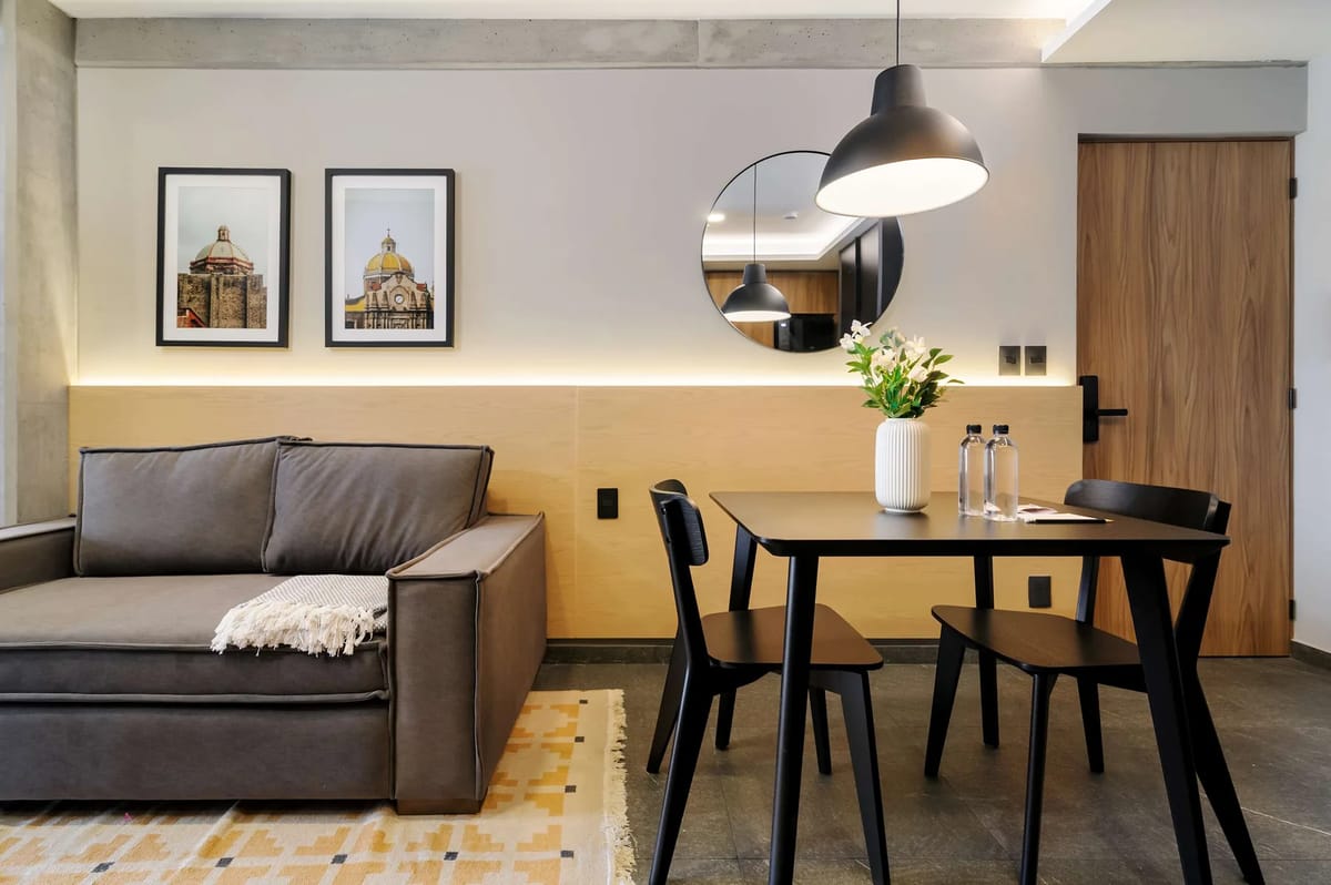 Enchanting Loft w/ Balcony in Tabacalera