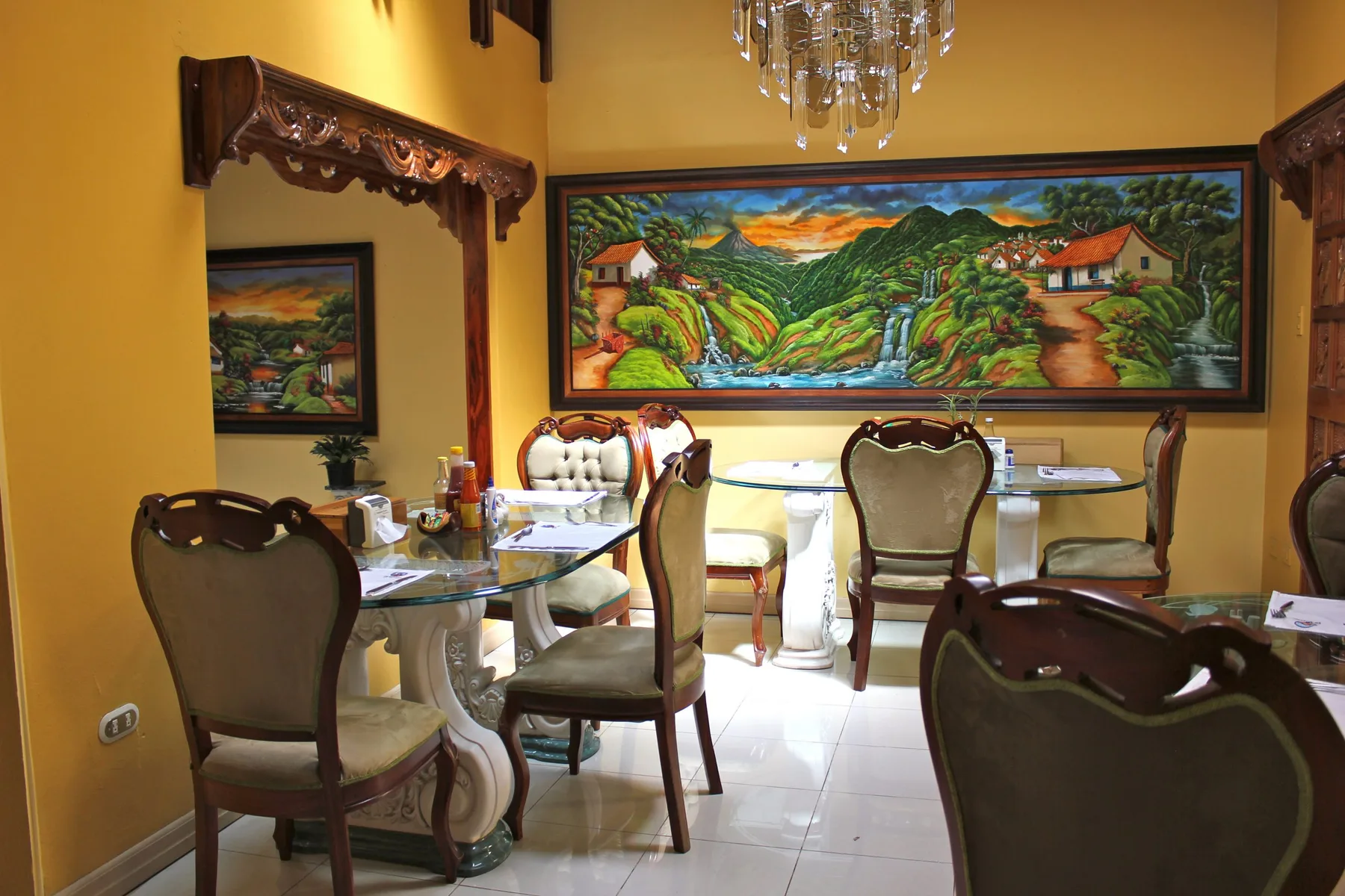 Breakfast area