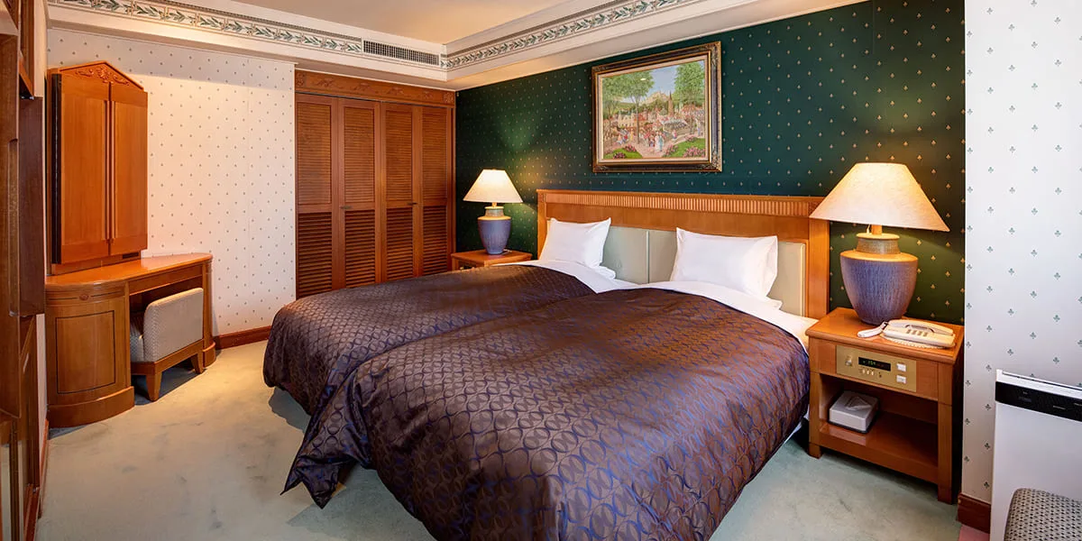Guest room