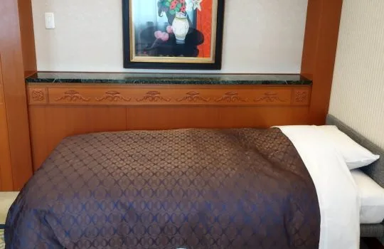 Suite room