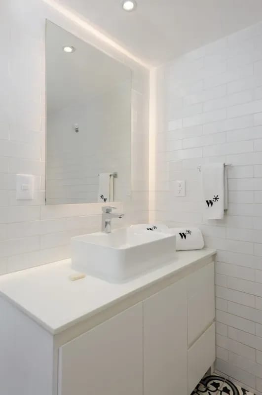 Intimate 2BR w/ Balcony in Condesa