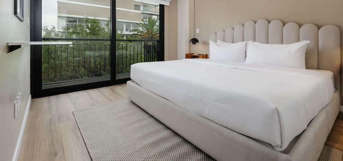 Intimate 2BR w/ Balcony in Condesa