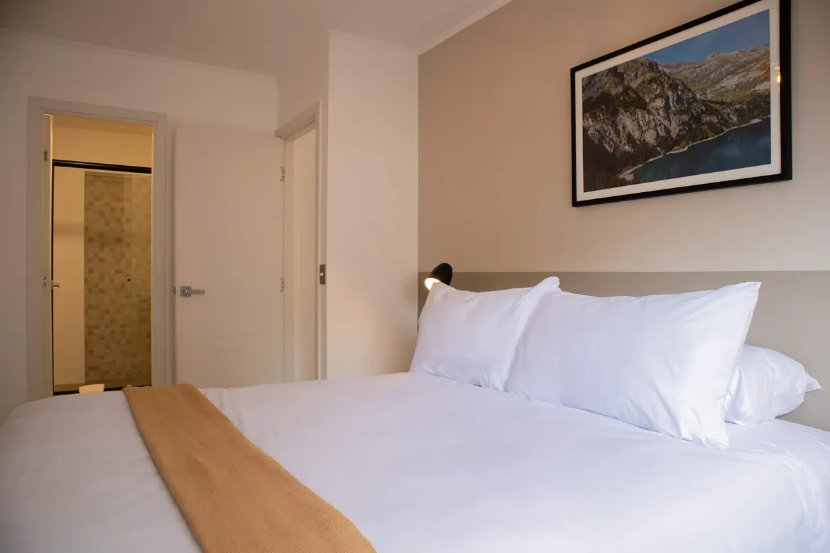 Well-Located 2BR in Miraflores