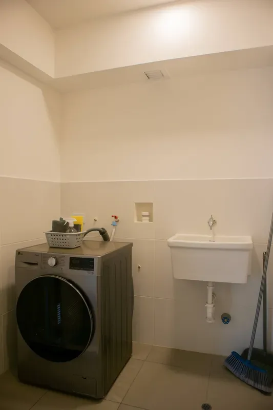 Well-Located 2BR in Miraflores