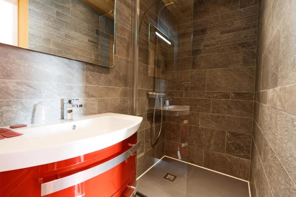Room bathroom
