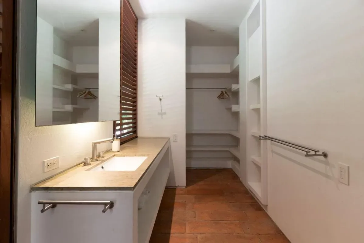 Astonishing 5BR Villa at Mesa de Yeguas