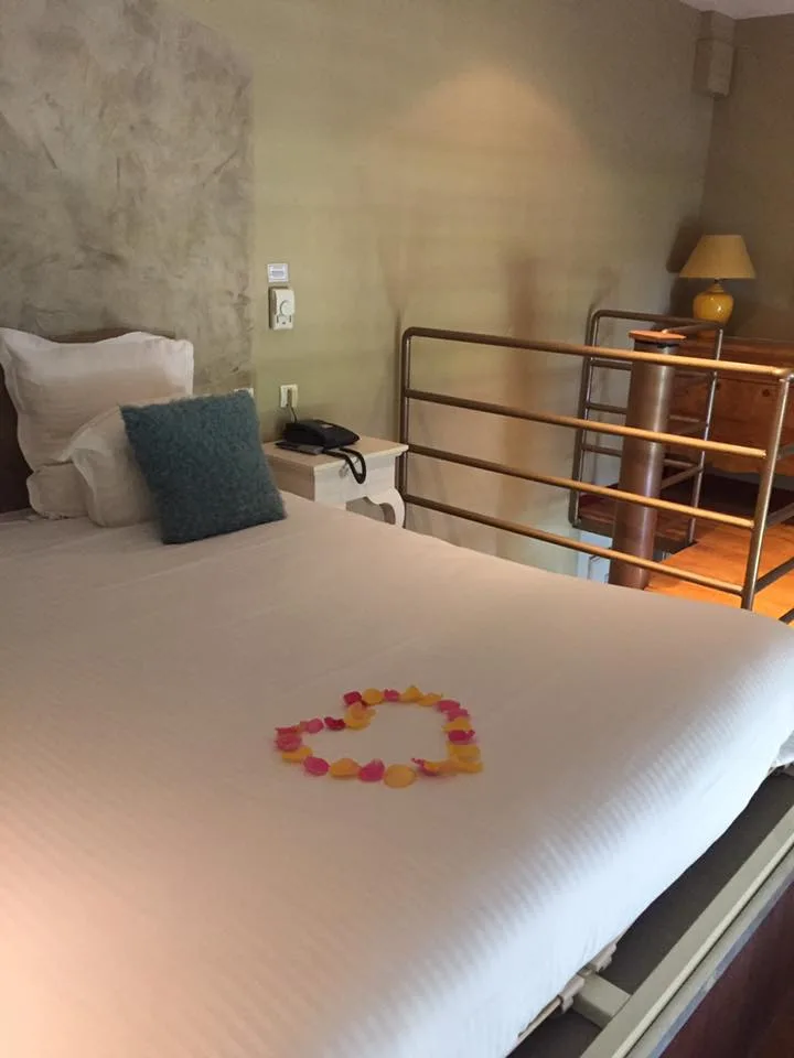 Romantic room arrangement