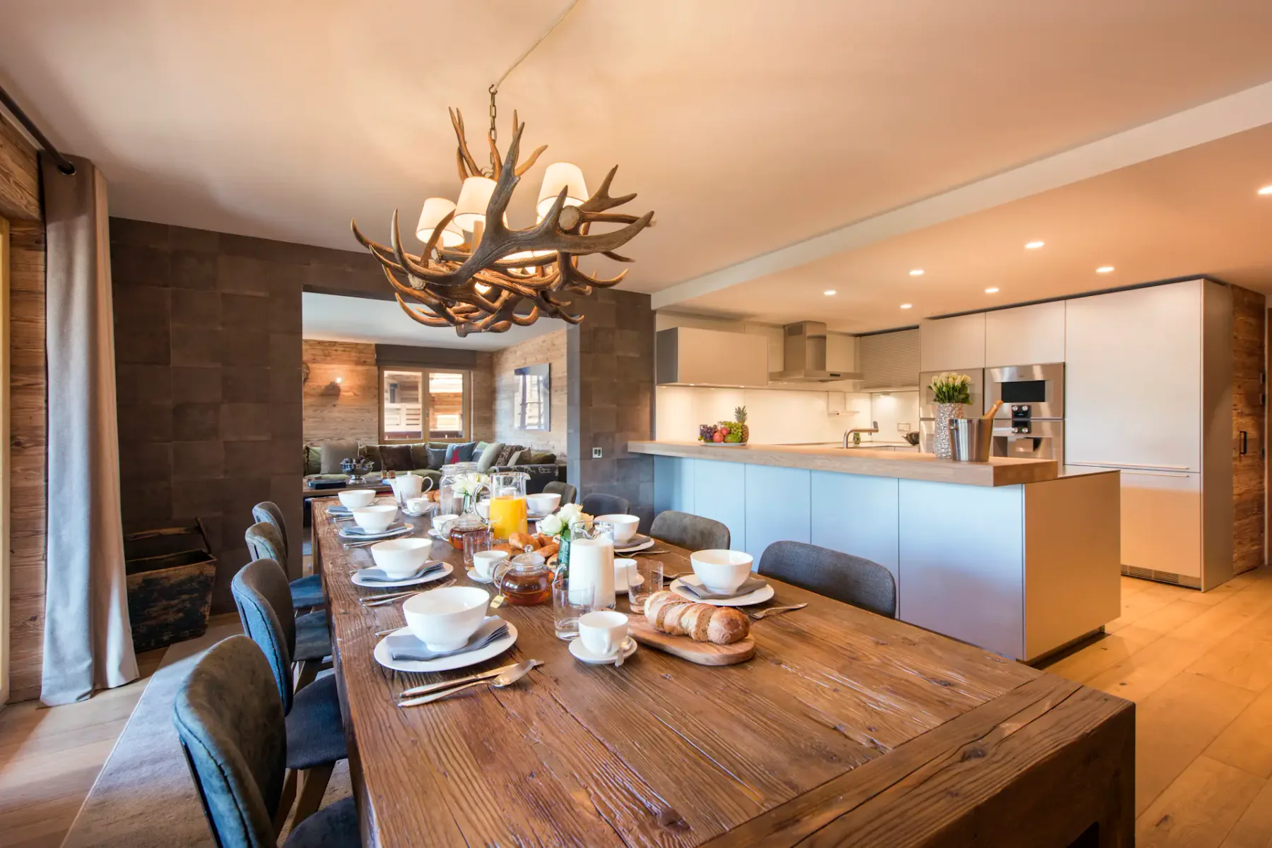 Bonita zona de cocina y comedor de Rosalp 4 Vebrier