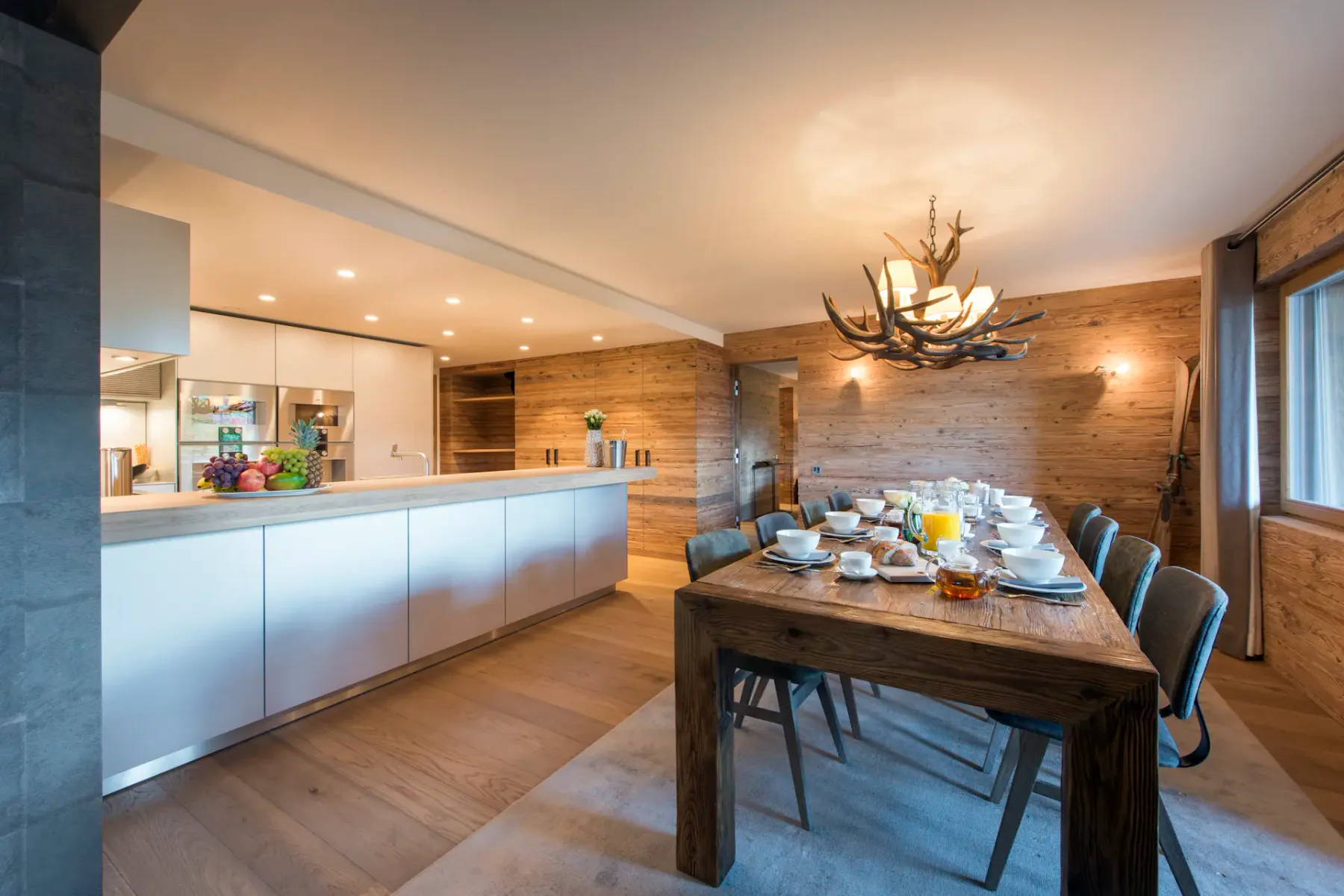Bonita zona de cocina y comedor de Rosalp 4 Vebrier