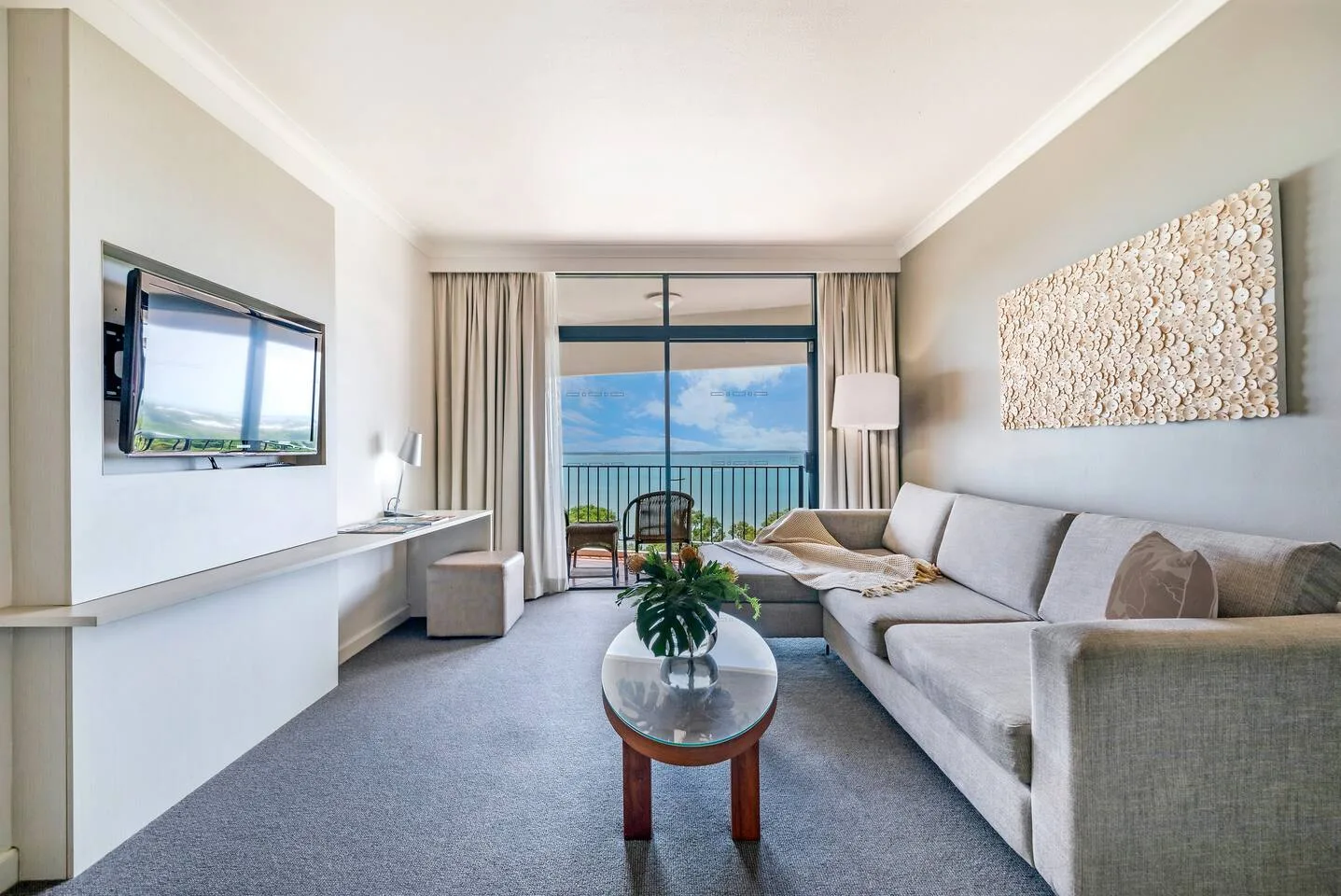 Make the most of seamless indoor outdoor living with uninterrupted ocean views out to your private balcony