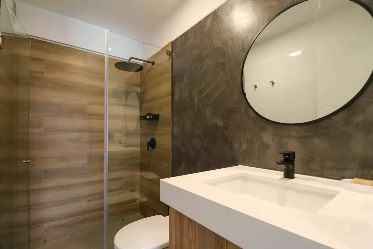 Elegant 2BR with balcony in San Isidro