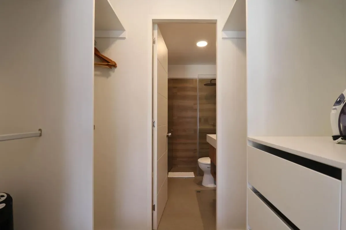 Elegant 2BR with balcony in San Isidro