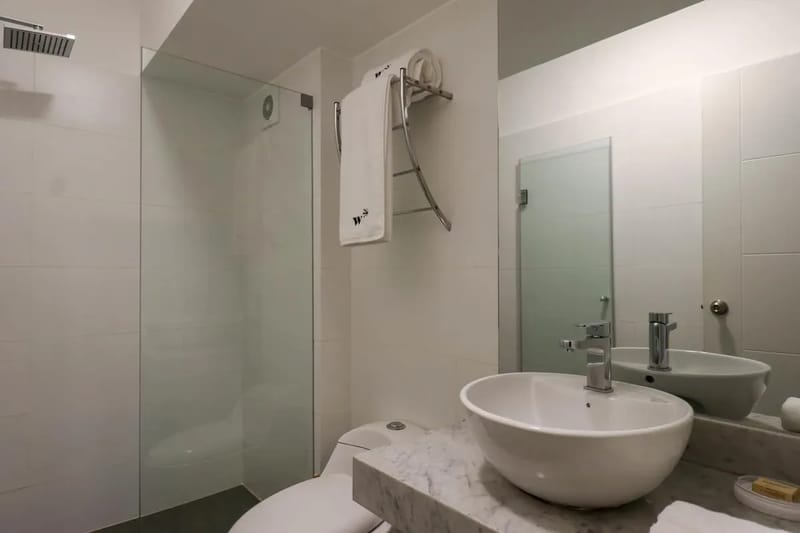 Extraordinary 2BR w/ balcony in San Isidro