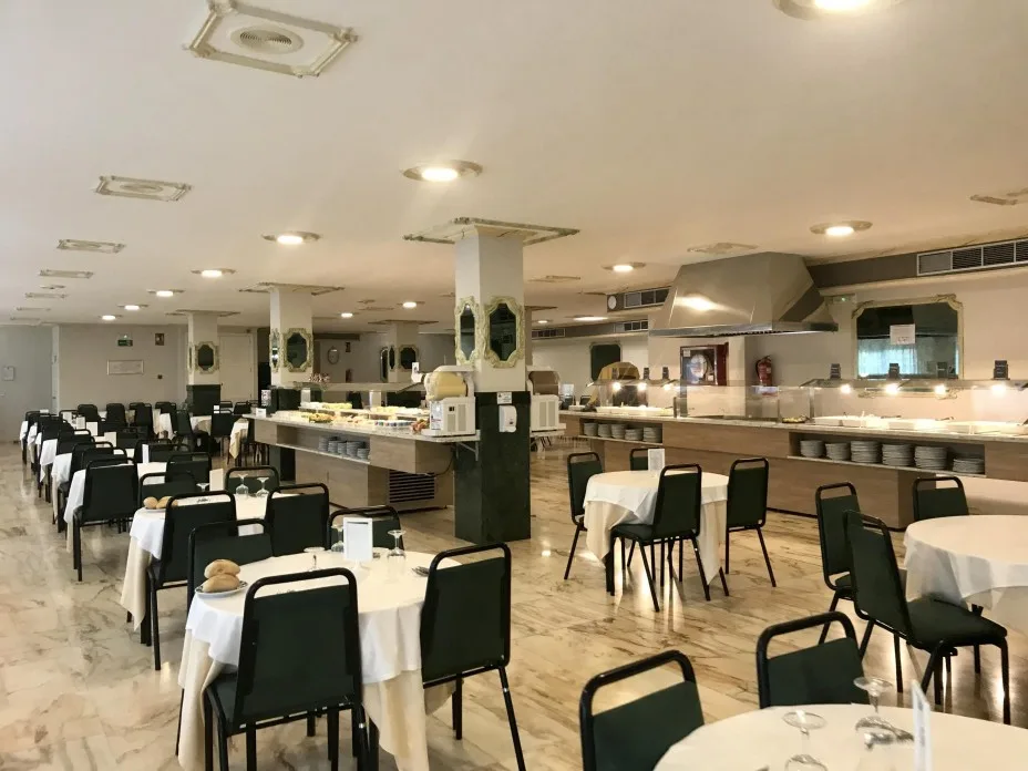 Restaurant dining room