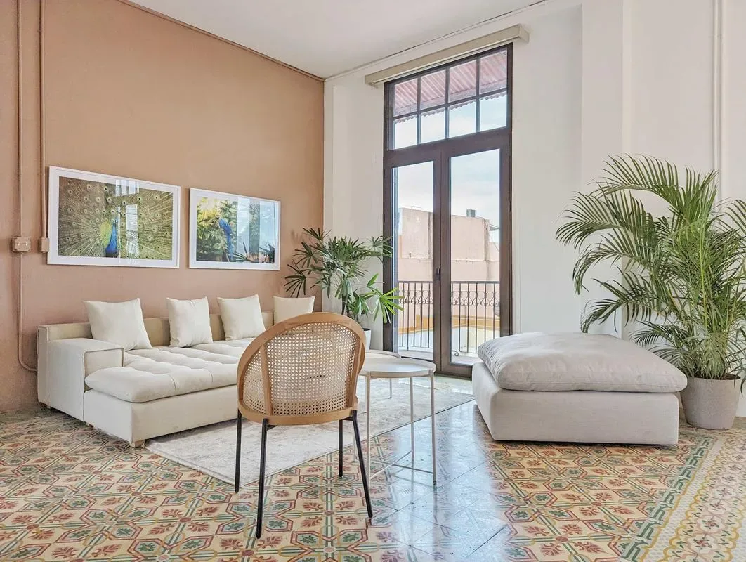 Stylish 3BR in Casco Antiguo w/ Balcony