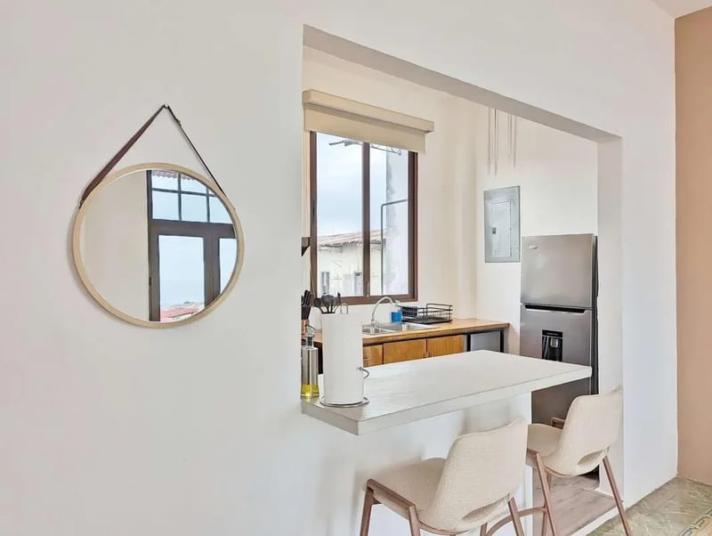 Stylish 3BR in Casco Antiguo w/ Balcony