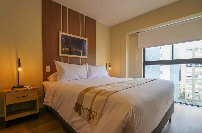 Majestic 2BR w/ Comfy Balcony Near Kennedy Park