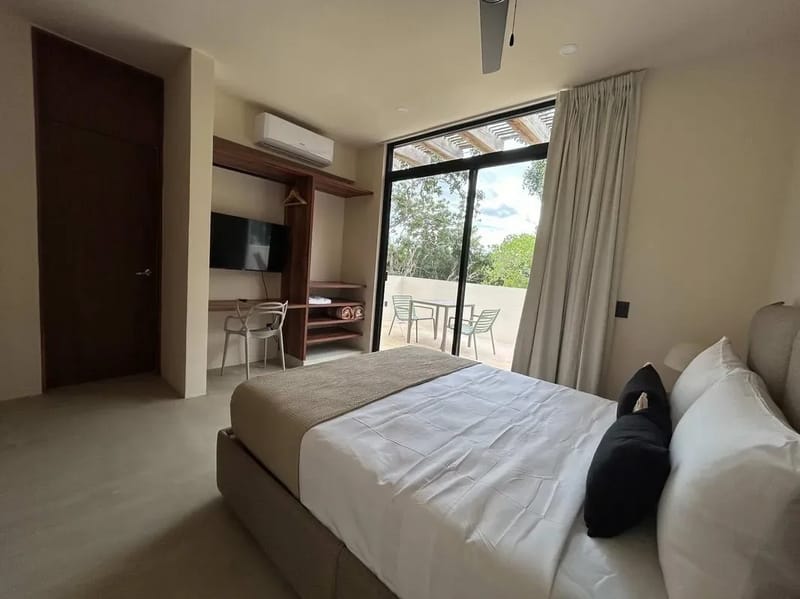 Cozy 2BR with Private Lovely Terrace