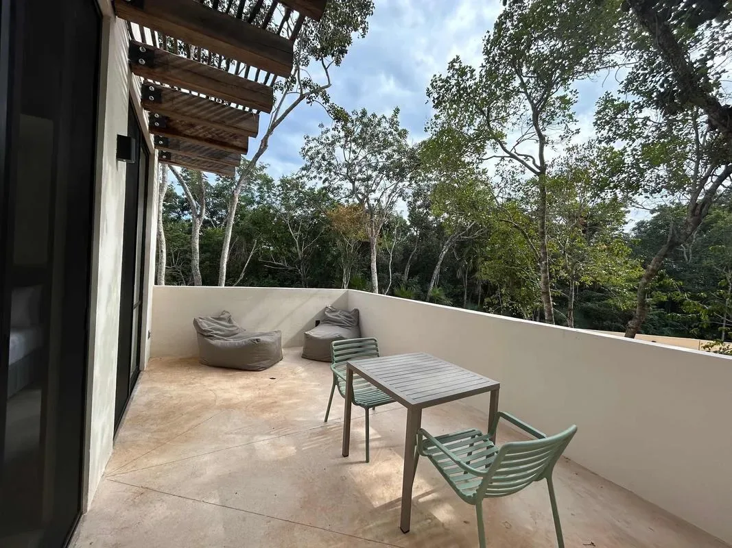 Cozy 2BR with Private Lovely Terrace