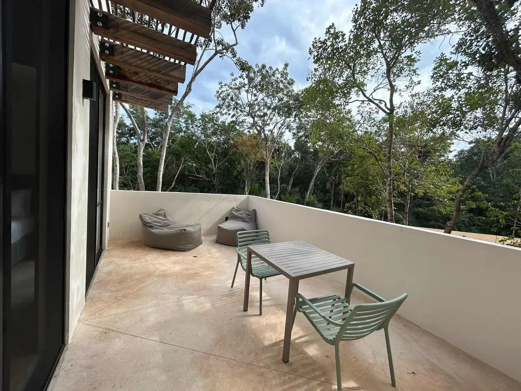 Cozy 2BR with Private Lovely Terrace