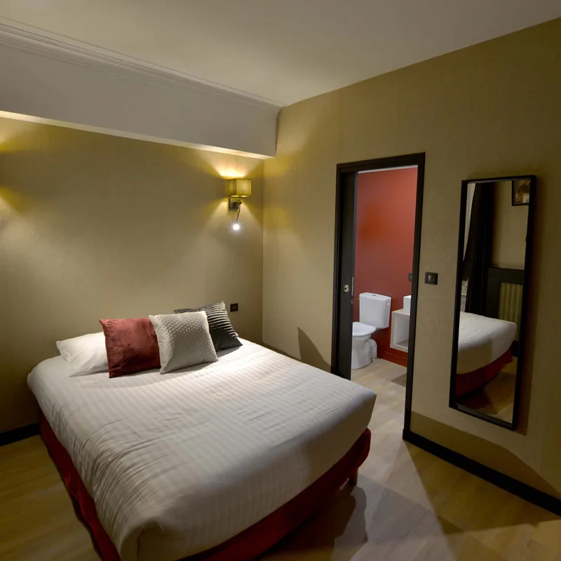 Room La 12