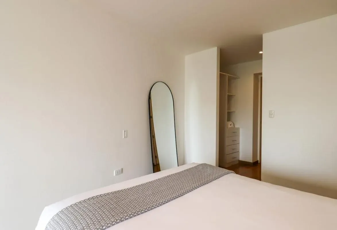 3BR Premium Cityview w/ Balcony in Miraflores