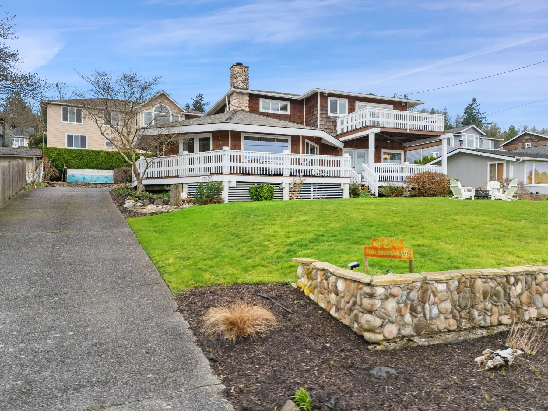 Point Whitehorn Cottage