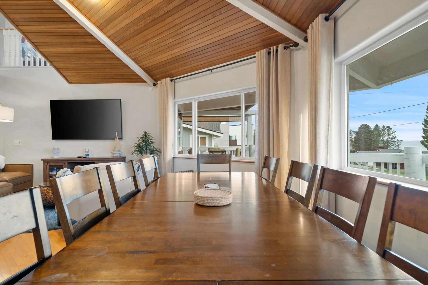 Point Whitehorn Cottage