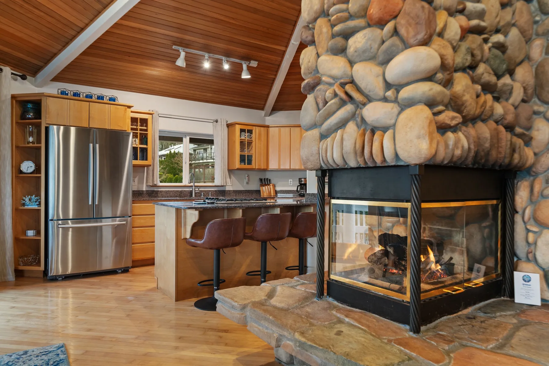 Point Whitehorn Cottage