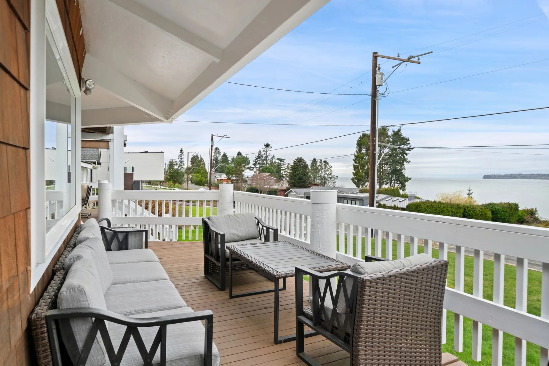 Point Whitehorn Cottage
