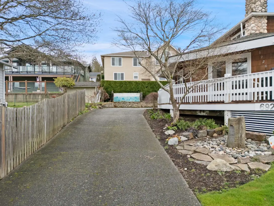 Point Whitehorn Cottage