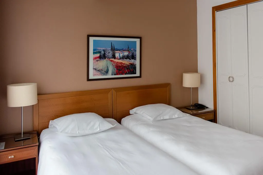 Habitación con dos camas individuales