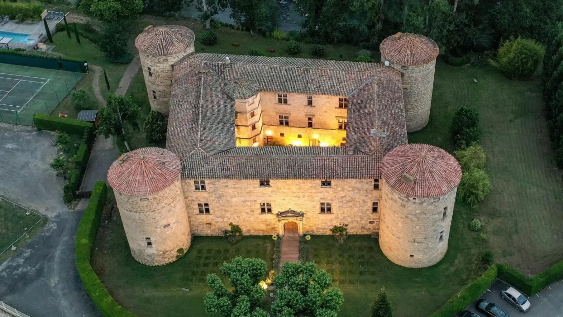 Le Château des Ducs de Joyeuse