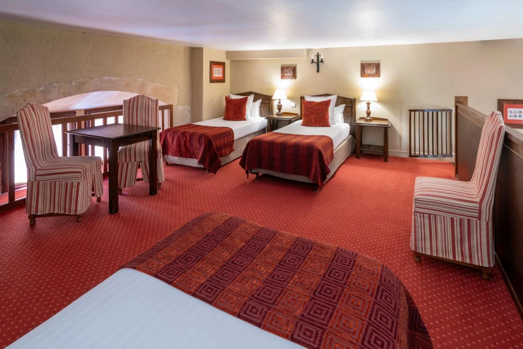 Chambres & Suites