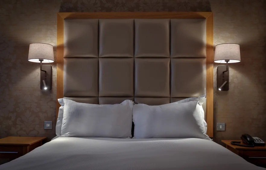Habitación clásica con cama doble