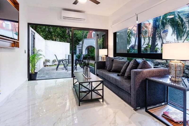 Sunny 2BR Hideaway in Playacar