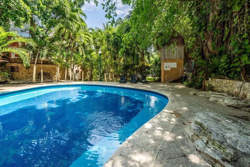Sunny 2BR Hideaway in Playacar