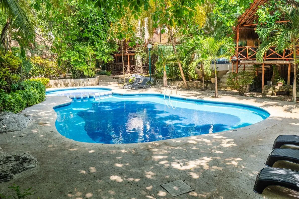 Sunny 2BR Hideaway in Playacar