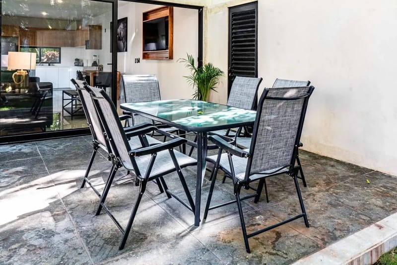 Sunny 2BR Hideaway in Playacar