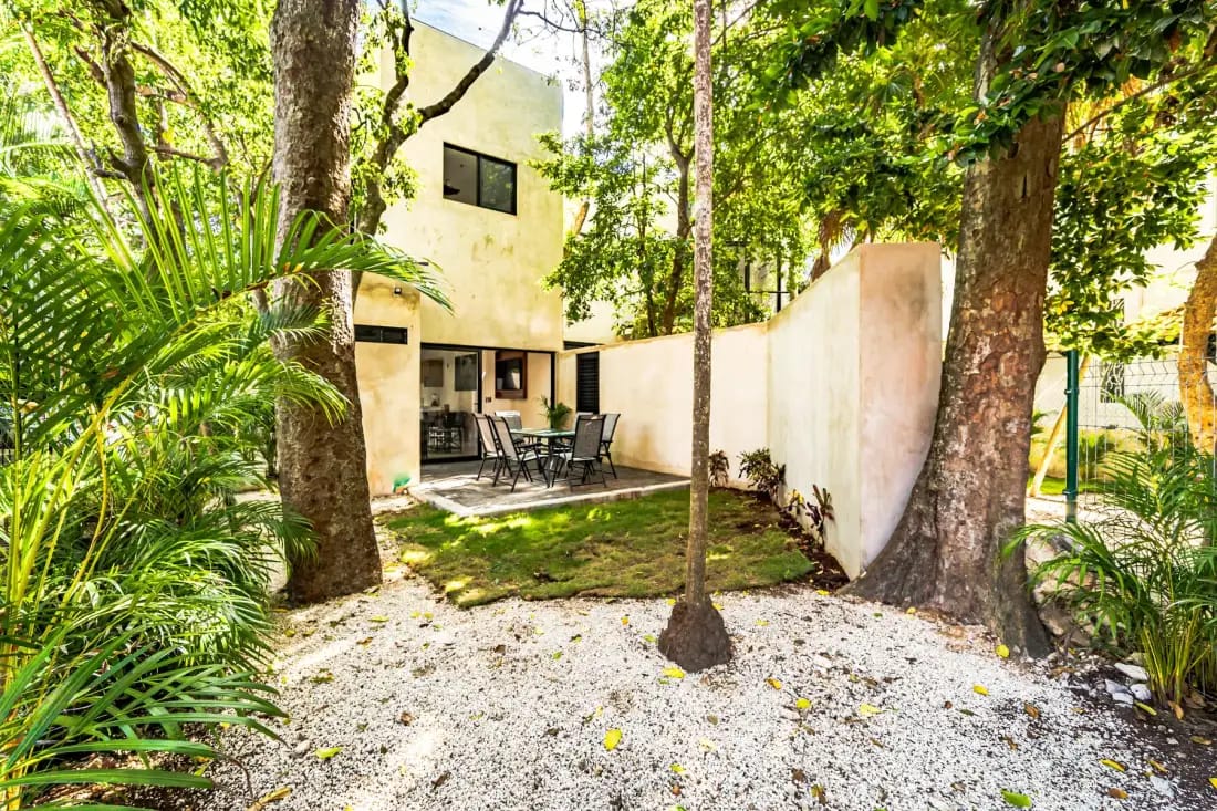 Sunny 2BR Hideaway in Playacar