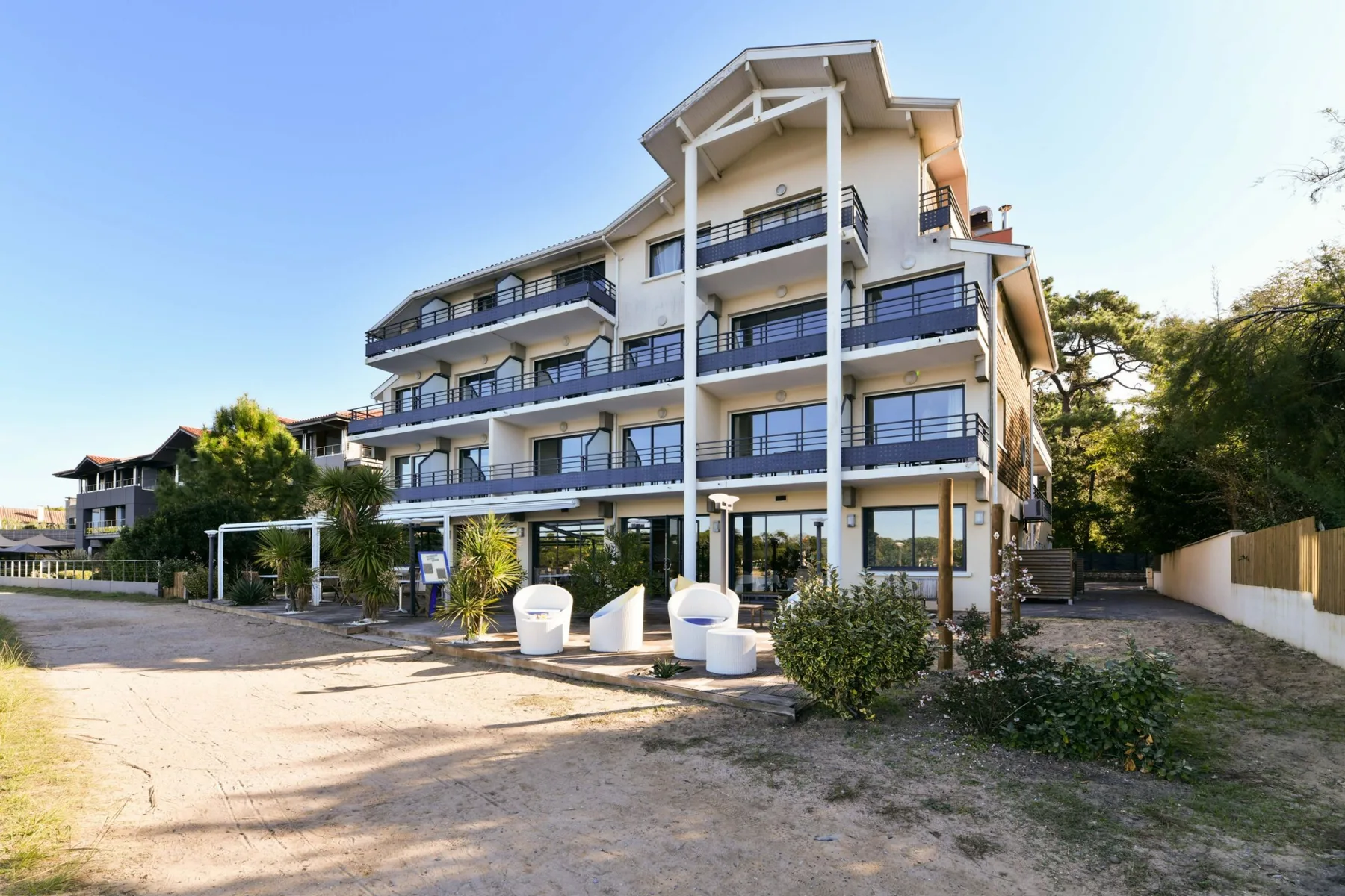 Hotel facade viewed from the lake