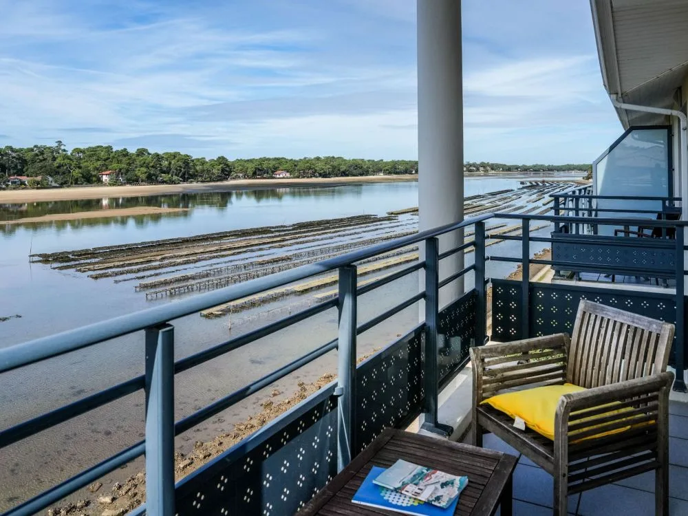 Guest-room balcony