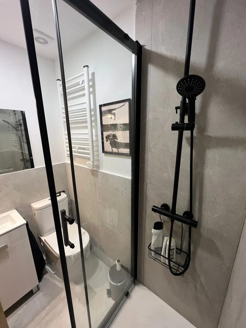 Bright 1BR with Balcony in Madrid Centro